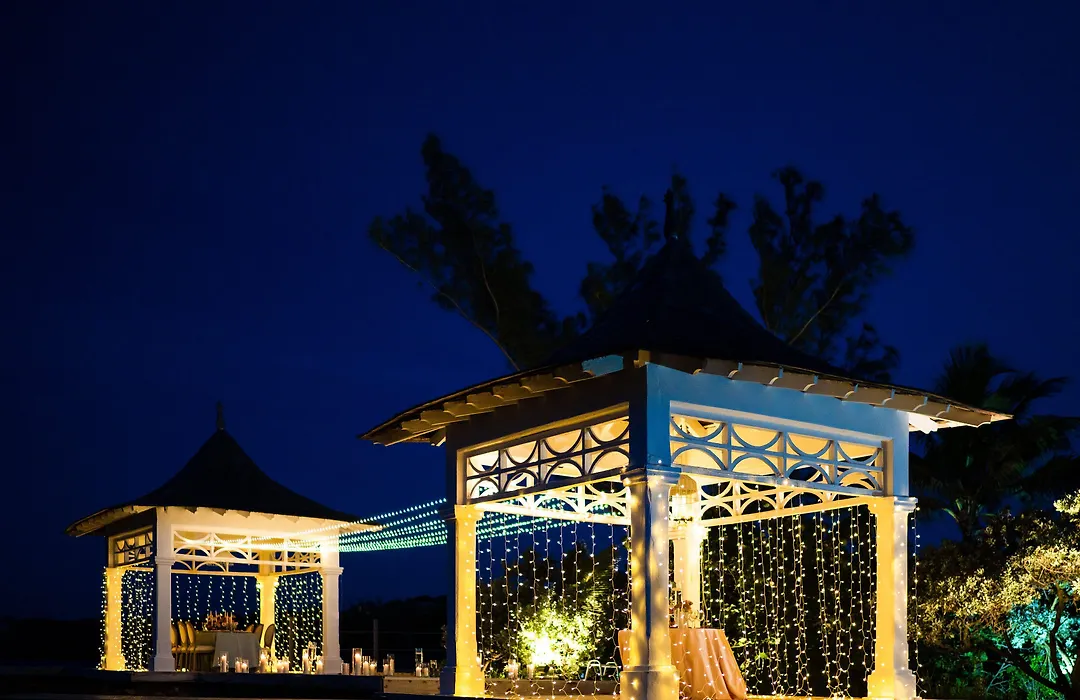 Couples Tower Isle (Adults Only)-1