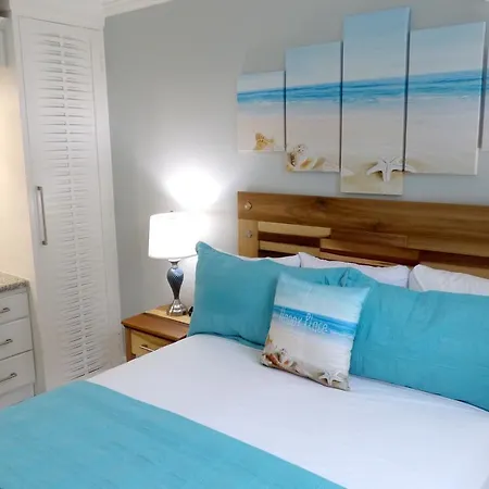 Beach One Bedroom Suite A20-2
